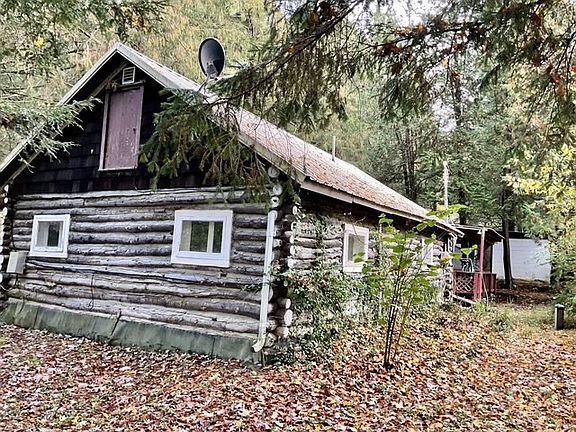 8th image of 18 Nixon Rd