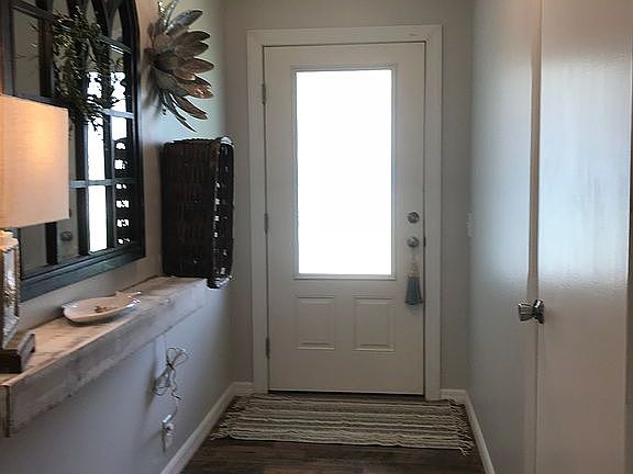 2nd image of 25245 Oakmont Dr