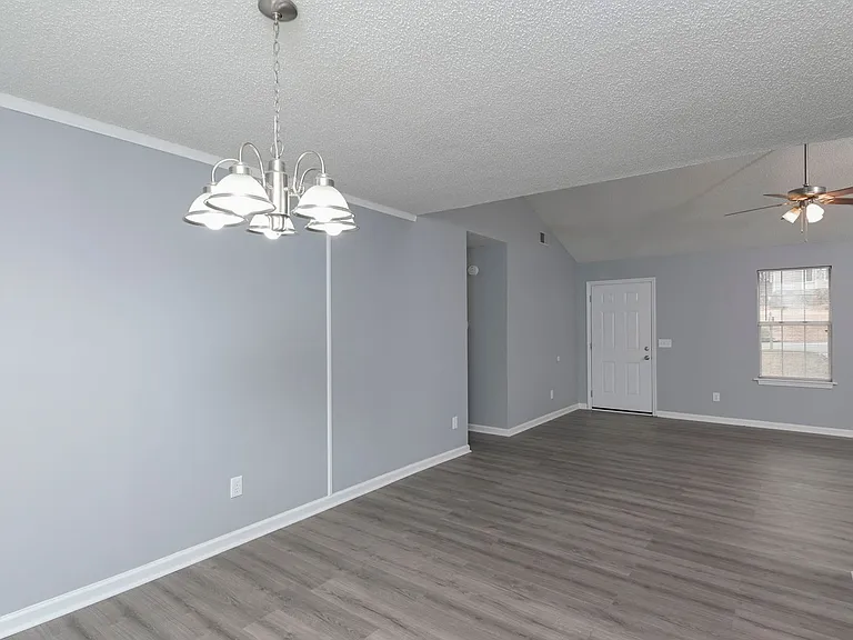 233 Braewick Rd — Photo 16