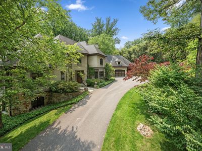 10 Burning Tree Ct, Bethesda, MD, 20817