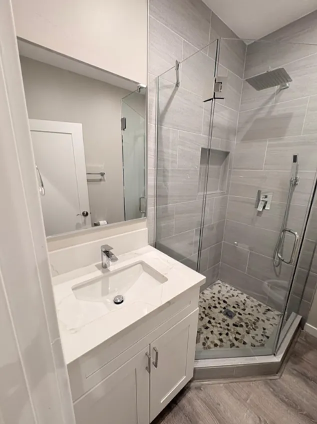 4 bed, 1200 sqft, $3,300 — Photo 1