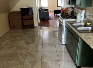 222 Myrtle St #2, New Bedford, MA 02746