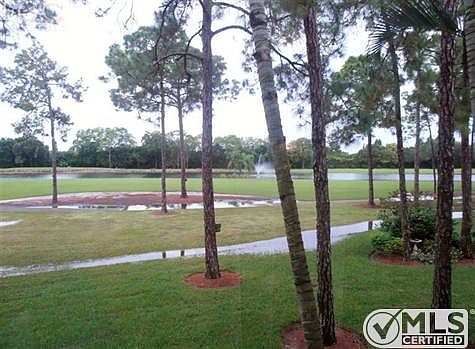 1st image of 5625 Trailwinds Dr APT 423