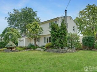 61 Michael Rd, Spotswood, NJ 08884