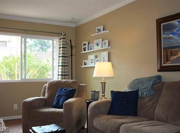 4th image of 623 Thoreau Ln