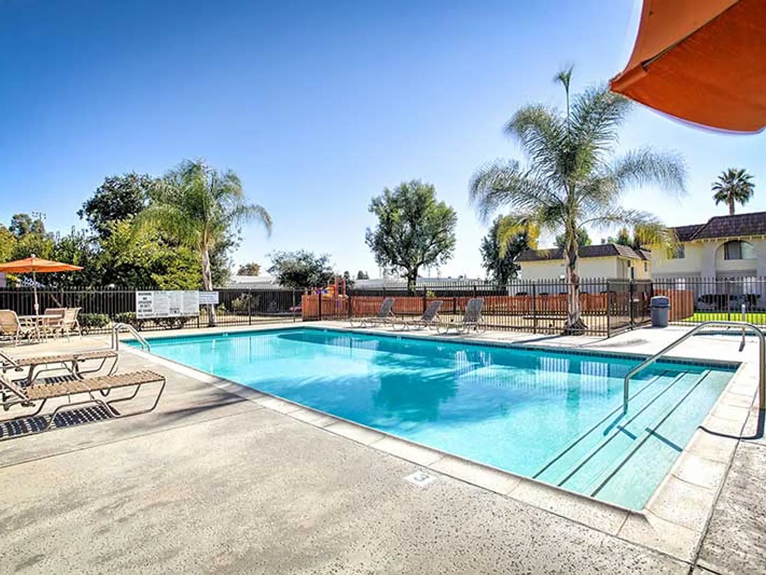 Welcome Home to Shadow Mountain Apartments in La Verne — Photo 4