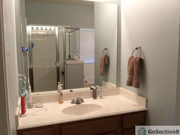 5th image of 1708 Goodwin Dr