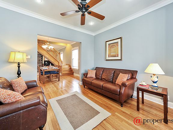 Living Room / Dining Room