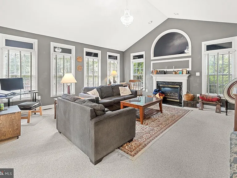 6430 Bellevue Pl — Photo 15