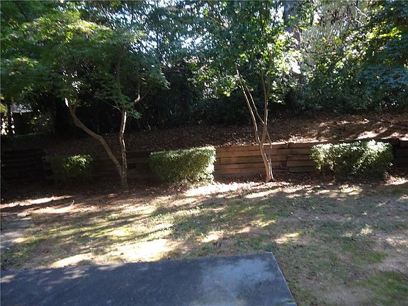 2nd image of 485 Ansley Dr