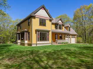 25 Butterhill Rd, Pelham, MA 01002