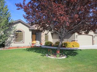199 S Langer Lake Way, Star, ID 83669