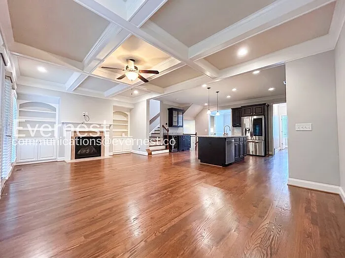 2148 W Village Ln SE — Photo 5