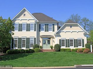 8228 Roxborough Loop, Gainesville, VA 20155