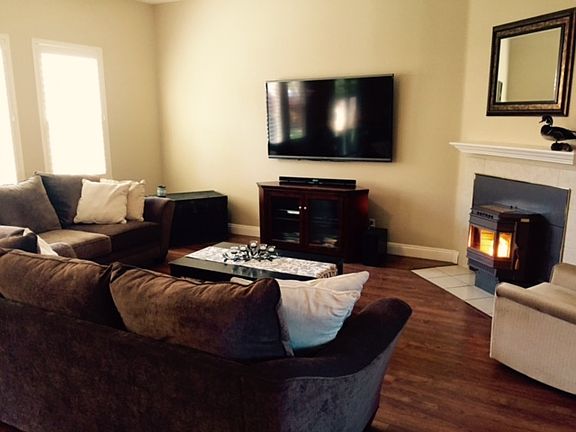 3rd image of 1427 Stoney Dr