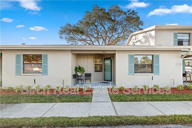 2 bed, 2.0 bath, 930 sqft, $1,795 — Photo 1