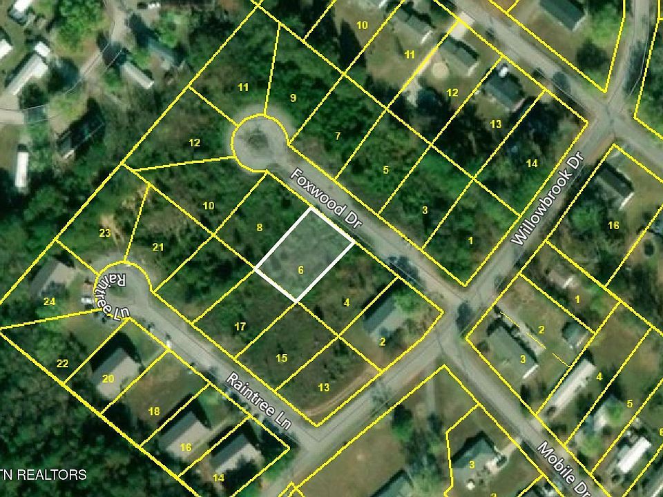 2nd image of 145 Foxwood Dr