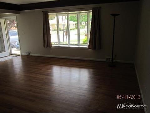 5th image of 5733 Westfalen Dr