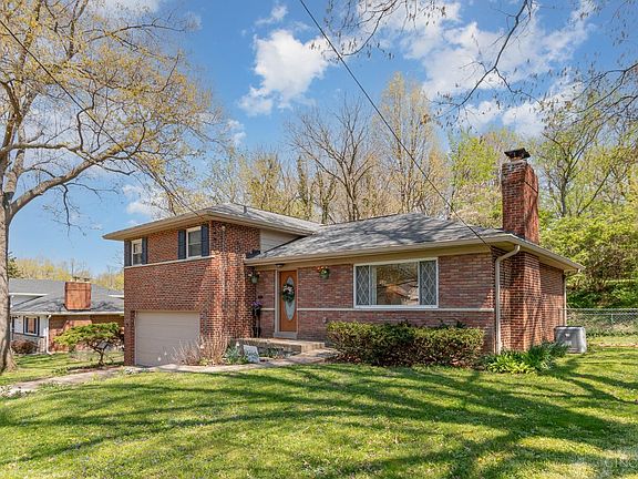 3rd image of 1538 Robinway Dr
