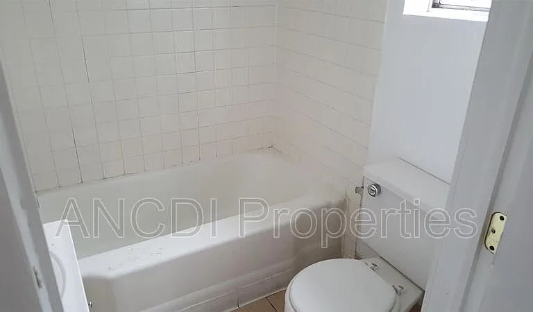 122 Garden St #C — Photo 4
