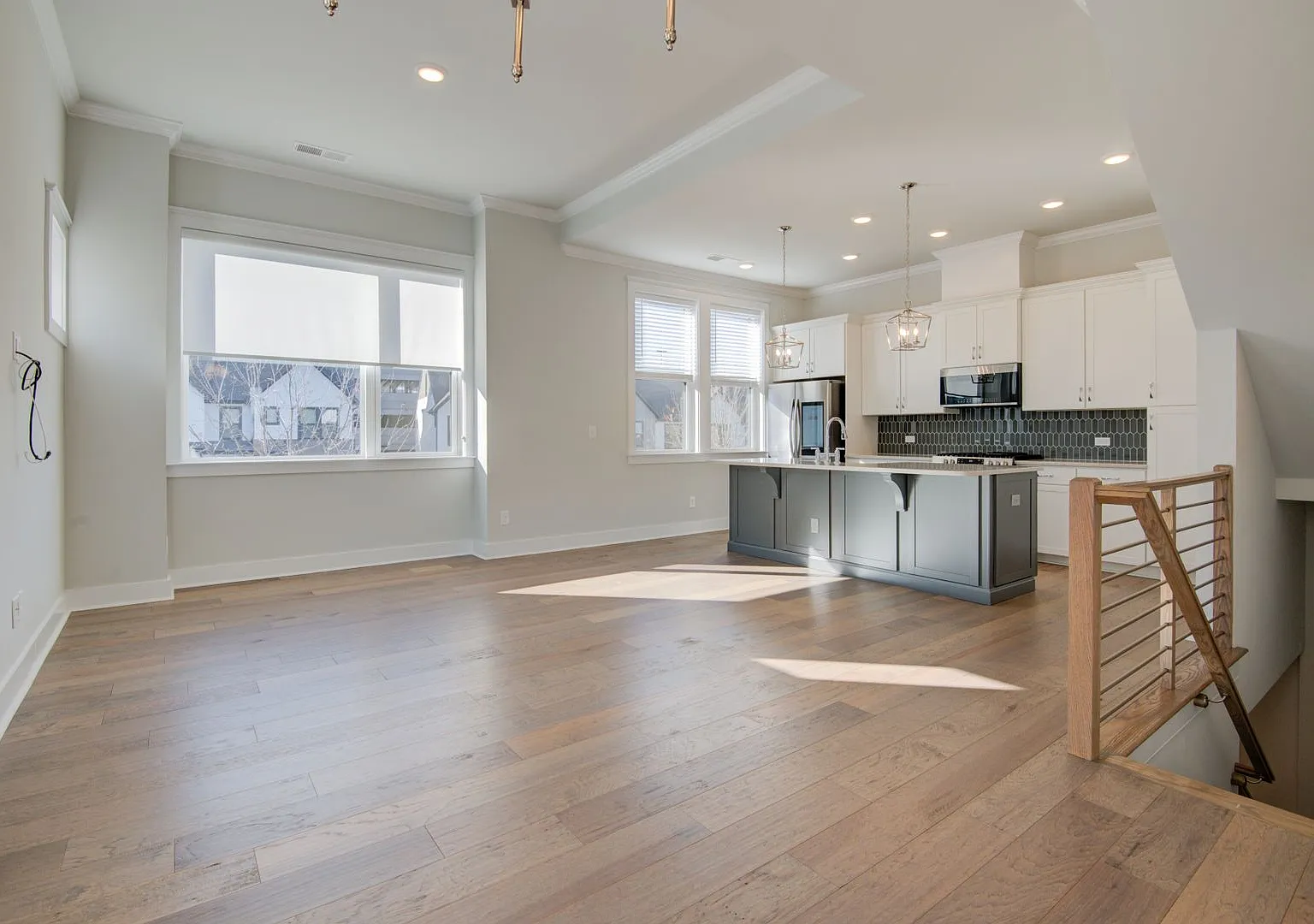 Modern Elegance in Waverly: 4 Bed, 3.5 Bath End Unit Townhome with High-End Finishes and Ideal Ci... — Photo 3