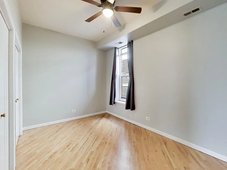 1416 W Huron St #2F — Photo 16