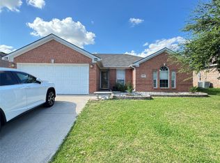 3705 Periwinkle Dr, Fort Worth, TX 76137