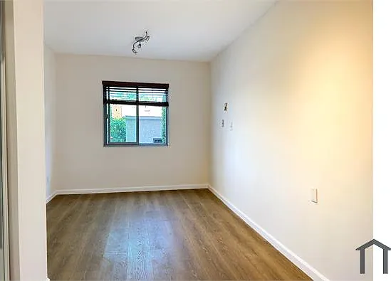12955 Riverside Dr #105 — Photo 3