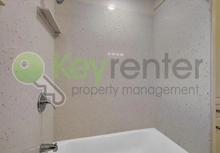 6201 Paris St #4 — Photo 17