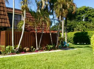 12006 SW 9th Mnr, Davie, FL 33325