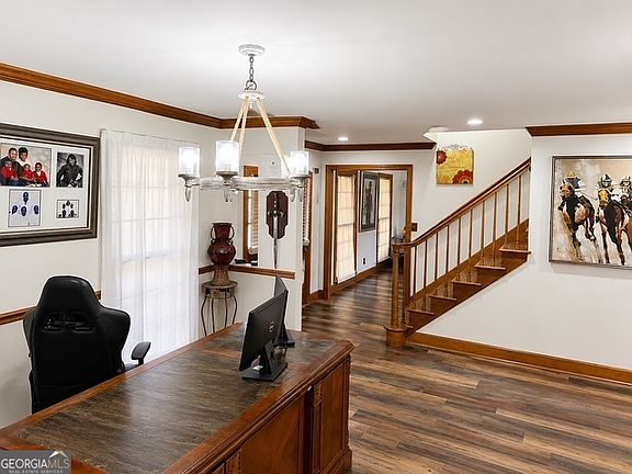 5th image of 6980 Oak Leaf Dr