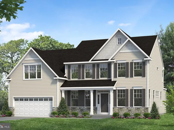 182 Petrelia Dr, Honey Brook, PA 19344