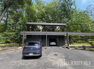 87 Ridgeview Cir, Princeton, NJ 08540
