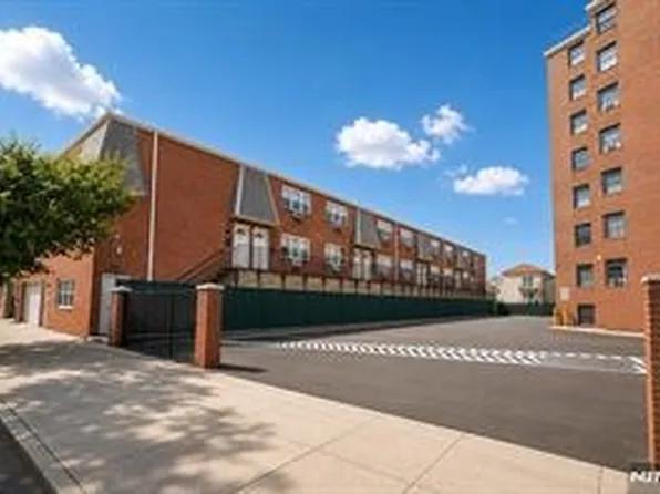 412 68th Street image 1 of 12