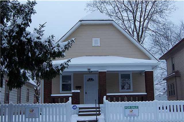 1st image of 932 N King Ave