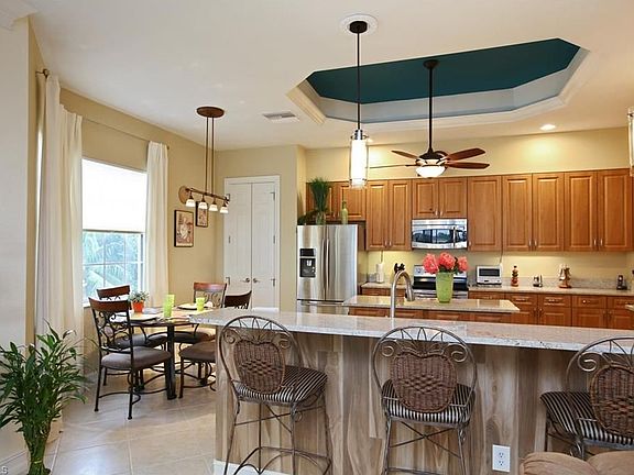 3rd image of 7168 Lemuria Cir APT 1704