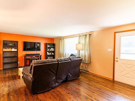 4th image of 9135 Mill Trace Dr