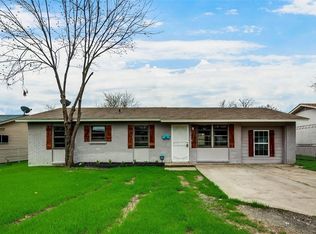 1204 Greenbriar Dr, Mesquite, TX 75149