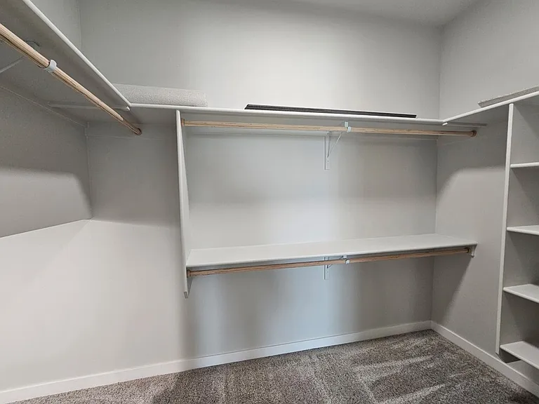 515 Hamlow Ave — Photo 8