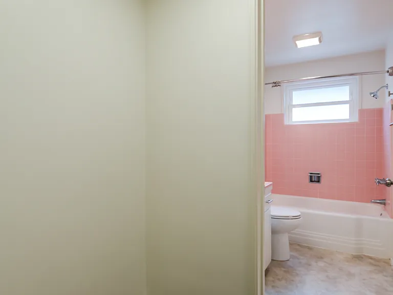 1215 Meadowbrook Rd — Photo 22