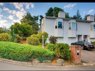 6575 SW Canyon Ct, Portland, OR 97225