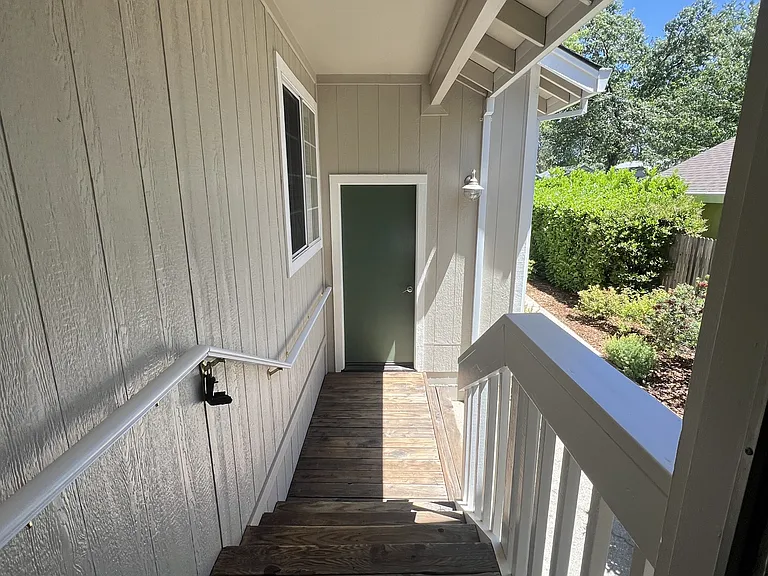 343 Horizon Cir — Photo 6