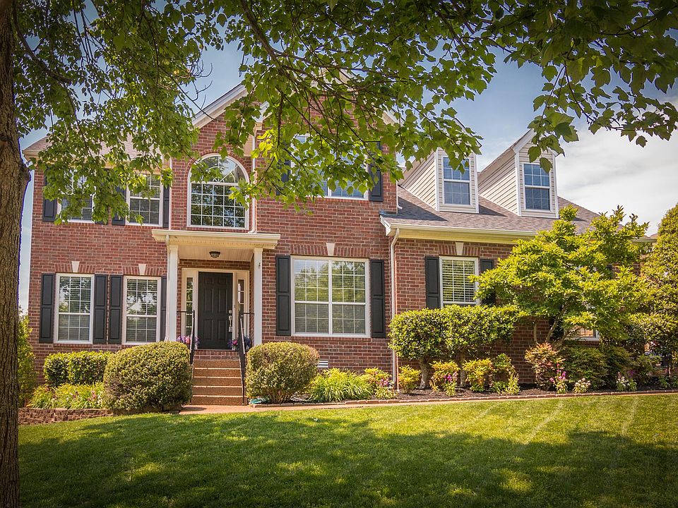 1st image of 292 Dandridge Dr