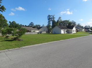 203 Hedingham Ln, Wilmington, NC 28412