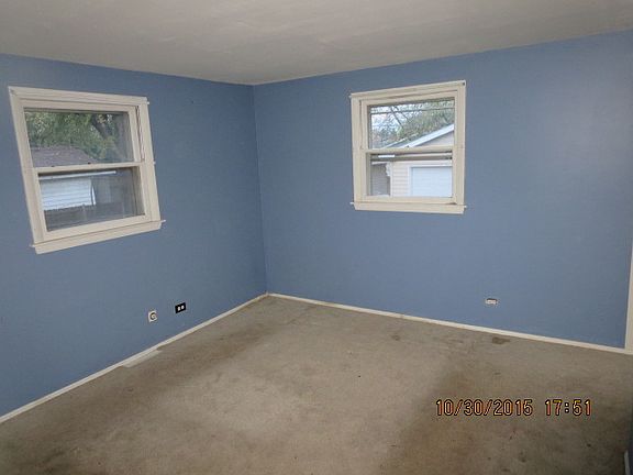 5th image of 1527 Kenmore Ave