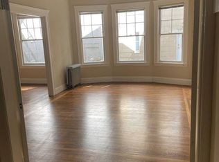 1229 Chestnut St #204R, San Francisco, CA 94109