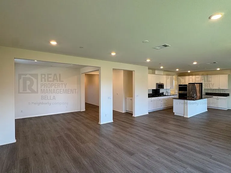 29261 Humboldt Ct — Photo 9