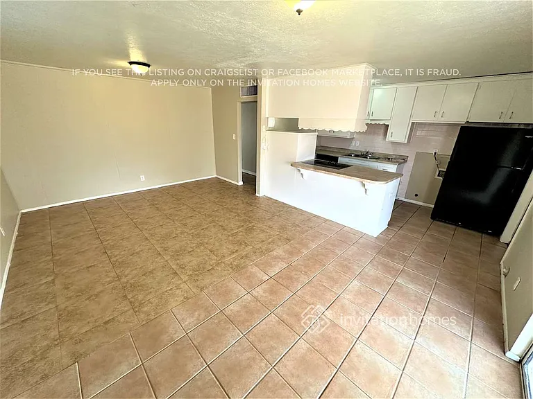 3608 W Ocotillo Rd — Photo 5