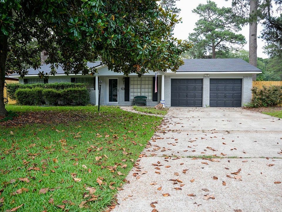 1st image of 9483 Pitch Pine Dr