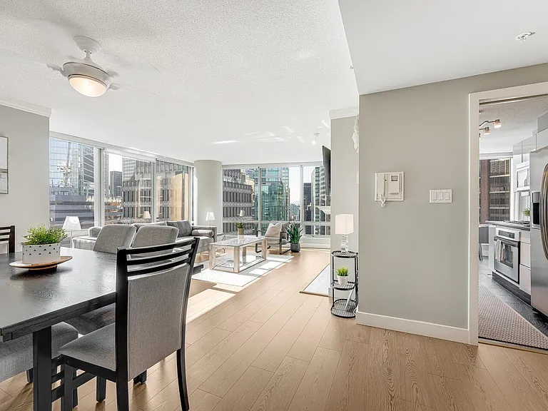 837 Hastings St W #1605 — Photo 17